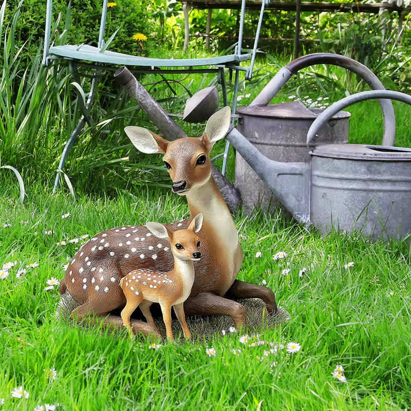 2D Elk Stakes Garden Decor Plastic Lifelike Deer Stake for Outdoor Lawn and Yard Plant Pot Potted Landscape Art Craft Ornaments